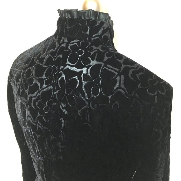 Noviello Bloom Black Velvet Victorian 90’s Jacket - Picture 9 of 12